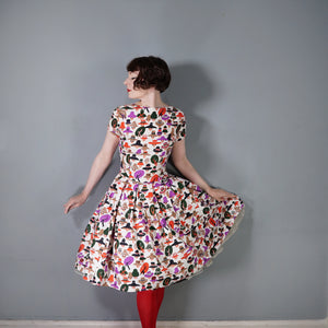 50s 60s LADY FACES AND HATS NOVELTY COTTON DRESS - S