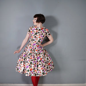 50s 60s LADY FACES AND HATS NOVELTY COTTON DRESS - S