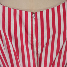 Load image into Gallery viewer, 50s DARK PINK AND WHITE CANDY STRIPED COTTON DAY DRESS - XS-S