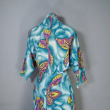 Load image into Gallery viewer, 40s SEERSUCKER COTTON TURQUOISE BUTTERFLY PRINT WRAP ROBE DRESS - M
