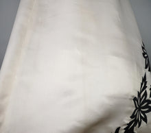 Load image into Gallery viewer, 40s 50s WHITE SATIN EVEING DRESS WITH BLACK VELVET FLOWERS AND COLLAR - S