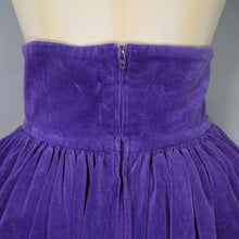 Load image into Gallery viewer, 80s BETSEY JOHNSON PUNK LABEL VIOLET VELVET FLIPPY SKATER SKIRT - S