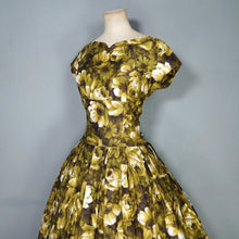 Load image into Gallery viewer, 50s GREEN AND YELLOW ROSE FLORAL PRINT COTTON DRESS - M