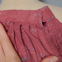 Load image into Gallery viewer, 50s DUSKY PINK ARCHITECTURAL ASIAN BORDER PRINT FULL SKIRT - 26.5"