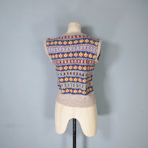 60s does 40s HANDKNITTED COLOURFUL FAIRISLE PATTERN TANK TOP - S