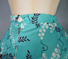 Load image into Gallery viewer, 50s HANDMADE MINT GREEN ASIAN FAN PRINT FULL SKIRT - 31-32"