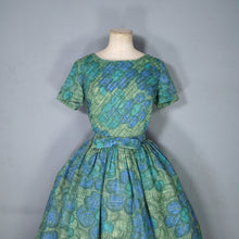 Load image into Gallery viewer, 60s GREEN FLORAL PRINT PIN TUCK DAY DRESS WITH BOW BELT - S