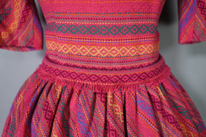 50s 60s L'AIGLON BRIGHT PINK PATTERNED WOVEN DRESS WITH FRINGING - XS-S