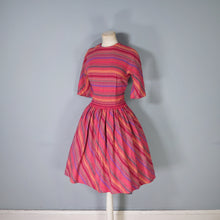 Load image into Gallery viewer, 50s 60s L&#39;AIGLON BRIGHT PINK PATTERNED WOVEN DRESS WITH FRINGING - XS-S