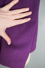 Load image into Gallery viewer, 60s does 40s HANDMADE PURPLE SWING JACKET WITH BIG COLLAR - S-M