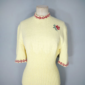 40s style HANDKNITTED YELLOW ROSE FLORAL PATTERN JUMPER TOP - volup / xl