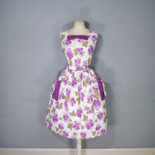 Load image into Gallery viewer, 50s PURPLE FLORAL COTTON DAY DRESS WITH BELT AND POCKETS - S