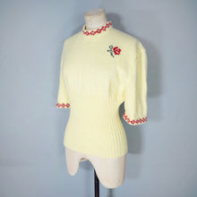 Load image into Gallery viewer, 40s style HANDKNITTED YELLOW ROSE FLORAL PATTERN JUMPER TOP - volup / xl