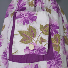 Load image into Gallery viewer, 50s PURPLE FLORAL COTTON DAY DRESS WITH BELT AND POCKETS - S