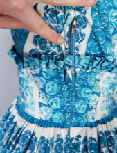 Load image into Gallery viewer, 50s KENDAL MILNE BLUE ROSE FLORAL DAY DRESS WITH FULL SKIRT - S