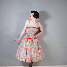 Load image into Gallery viewer, EARLY 50s BRIGHT GREEN AND RED PAISLEY PRINT SUN DRESS AND BOLERO - XS