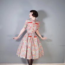 Load image into Gallery viewer, EARLY 50s BRIGHT GREEN AND RED PAISLEY PRINT SUN DRESS AND BOLERO - XS
