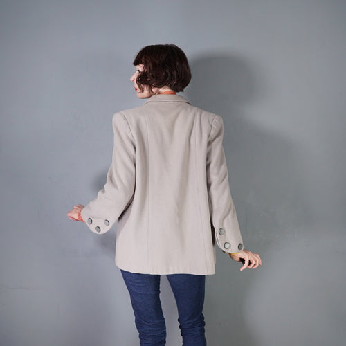 50s GREY STRONG SHOULDERED SWING JACKET / COAT WITH BUTTON DESIGN - M-L