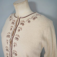 Load image into Gallery viewer, 50s 60s BEIGE AND BROWN 3D CHERRY PATTERN WOOL CARDIGAN - S