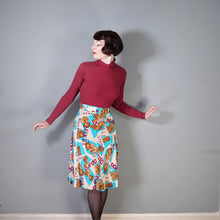 Load image into Gallery viewer, 70s NOVELTY FASHION / MAGAZINE LADY PORTRAIT &quot;VOGUE&quot; A-LINE SKIRT - 25&quot;