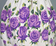 Load image into Gallery viewer, ROMANTIC 50s PURPLE STEMMED ROSE FLORAL BORDER PRINT FULL SKIRT - 24"