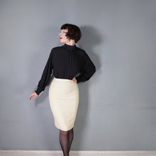 Load image into Gallery viewer, 60s CREAM LILLI ANN THICK WOVEN WOOL SUIT WITH PENCIL SKIRT AND OPEN JACKET - XS-S