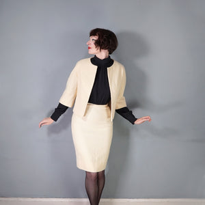 60s CREAM LILLI ANN THICK WOVEN WOOL SUIT WITH PENCIL SKIRT AND OPEN JACKET - XS-S