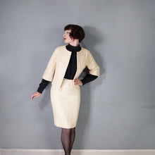 Load image into Gallery viewer, 60s CREAM LILLI ANN THICK WOVEN WOOL SUIT WITH PENCIL SKIRT AND OPEN JACKET - XS-S