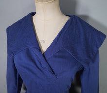 Load image into Gallery viewer, BLUE 50s 60s FIT AND FLARE DRESS WITH BIG COLLAR AND 3/4 SLEEVE - S