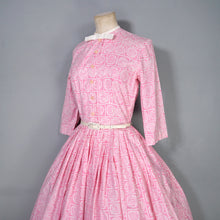 Load image into Gallery viewer, 50s FREDERICA STARKE of LONDON PINK AND CREAM SWIRLY SUN PRINT FULL SKIRTED SHIRT DRESS - XS