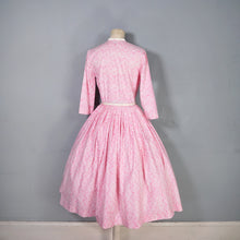 Load image into Gallery viewer, 50s FREDERICA STARKE of LONDON PINK AND CREAM SWIRLY SUN PRINT FULL SKIRTED SHIRT DRESS - XS