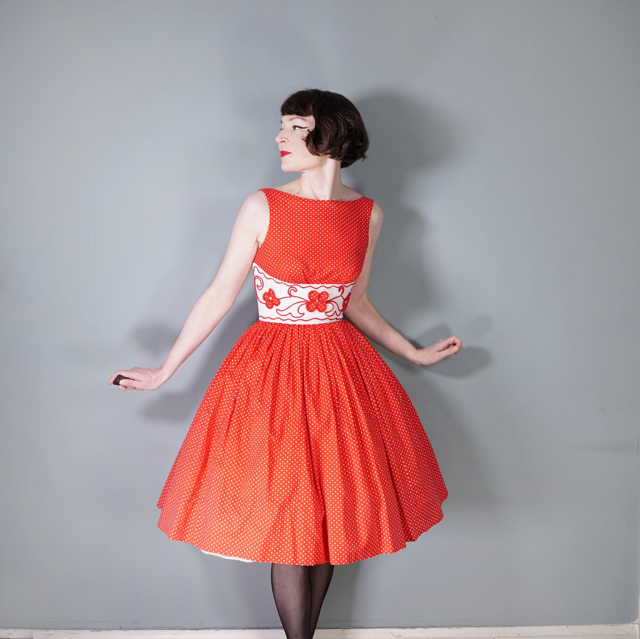 red polka dot 60s dress 60s Vintage Polka Dot Strawberry Red House Dress Sz S/M