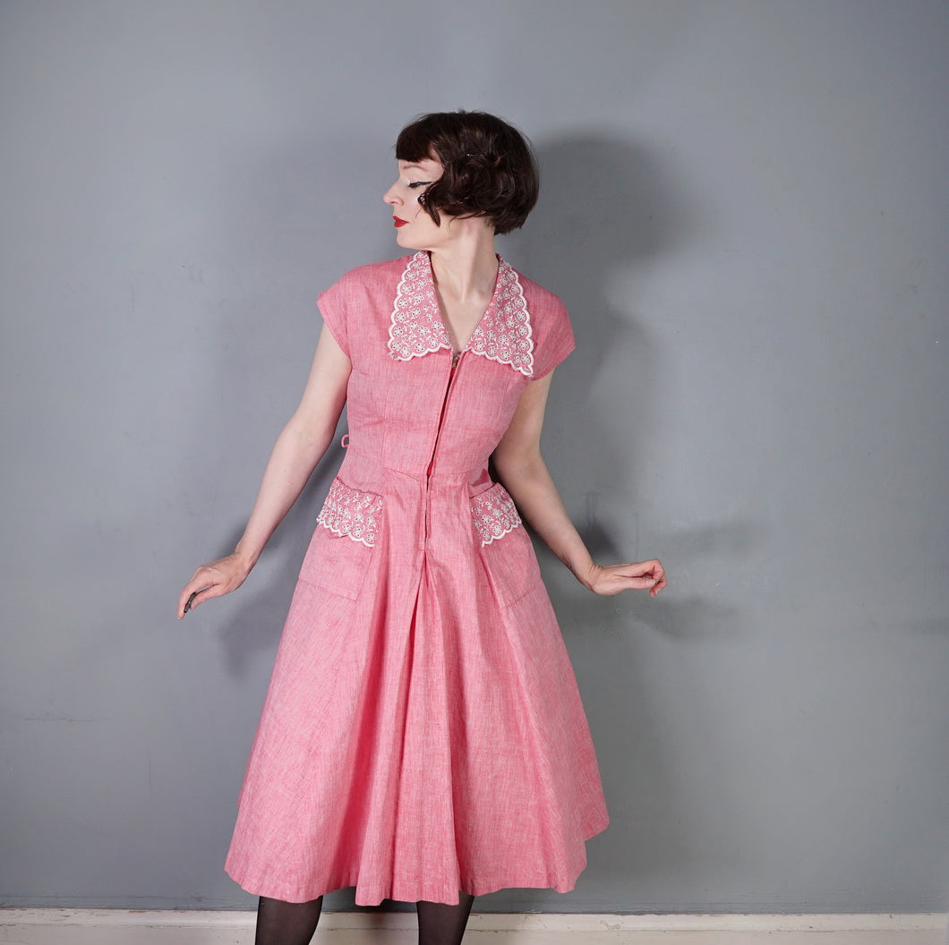 40s PINK ZIP FRONT TEA DRESS WITH BRODERIE ANGLAISE COLLAR AND POCKET - S