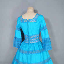 Load image into Gallery viewer, 60s / 70s VIVID TURQUOISE LACE AND PIN TUCK MEXICAN FULL SKIRTED DRESS - XS-S