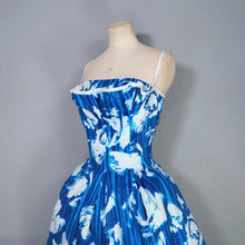 Load image into Gallery viewer, 60s "WENDY" BOLD BLUE AND WHITE PRINT FIT AND FLARE DRESS - XS-S