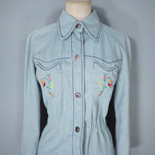 Load image into Gallery viewer, 70s LIGHT BLUE EMBROIDERED DENIM / JEANS JACKET - S-M