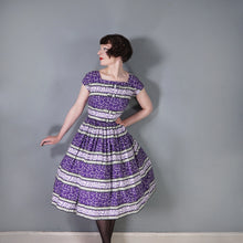 Load image into Gallery viewer, 50s VICTOR JOSSELYN PURPLE PRINT FULL SKIRTED COTTON DAY DRESS - S