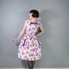 Load image into Gallery viewer, 50s PURPLE FLORAL COTTON DAY DRESS WITH BELT AND POCKETS - S