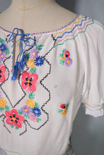 Load image into Gallery viewer, 50s HUNGARIAN HAND EMBROIDERED SILKY WHITE FOLK BLOUSE - S-M