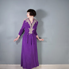 Load image into Gallery viewer, 40s WARM FLANNEL PURPLE AND GREY ART DECO HOUSE GOWN / ROBE DRESS - S