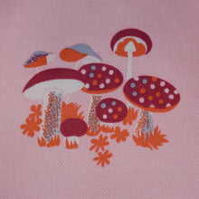 Load image into Gallery viewer, 60s 70s PASTEL PINK MUSHROOM / TOADSTOOL NOVELTY PRINT SHIFT DRESS - M