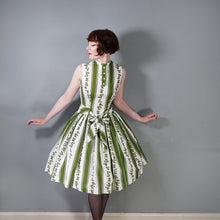 Load image into Gallery viewer, 50s CALIFORNIA COTTONS WHITE AND GREEN IVY LEAF PRINT COTTON DRESS - S