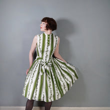 Load image into Gallery viewer, 50s CALIFORNIA COTTONS WHITE AND GREEN IVY LEAF PRINT COTTON DRESS - S
