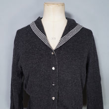 Load image into Gallery viewer, 50s 60s DRUMLANRIG GREY PURE CASHMERE CARDIGAN WITH STRIPE COLLAR - S-M