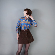 Load image into Gallery viewer, AMAZING 70s BRIGHT BLUE AUTUMN MUSHROOM NOVELTY PRINT SHIRT - S