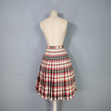 Load image into Gallery viewer, 60s SPORTRITE IN AN' OUTER REVERSIBLE PLEATED PLAID SKIRT - 25-25.5"