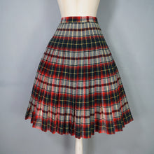 Load image into Gallery viewer, 60s SPORTRITE IN AN' OUTER REVERSIBLE PLEATED PLAID SKIRT - 25-25.5"