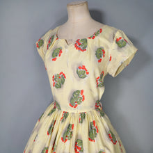 Load image into Gallery viewer, 50s PALE YELLOW CACTUS PRINT LIGHT COTTON DAY DRESS - S