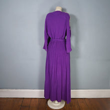 Load image into Gallery viewer, 40s WARM FLANNEL PURPLE AND GREY ART DECO HOUSE GOWN / ROBE DRESS - S