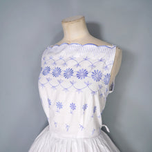 Load image into Gallery viewer, 50s BLUE AND WHITE EMBROIDERED COTTON SUN DRESS WITH FULL SKIRT -
